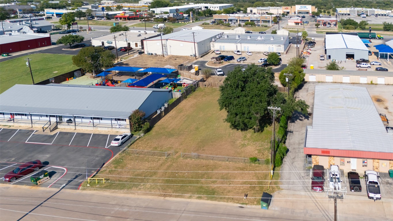 2600 Commerce Street Marble Falls, TX 78654 - Photo 4 of 12