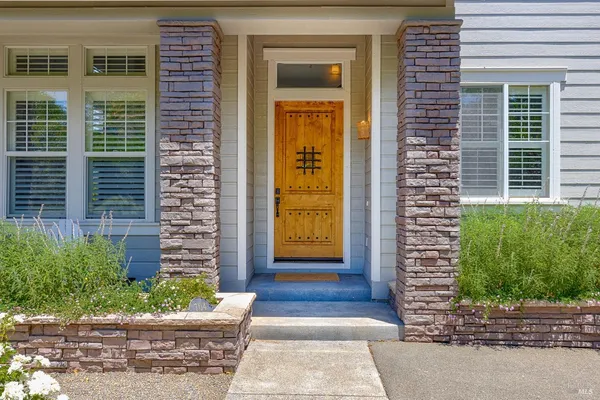 $8,000 | 704 Hunt Avenue, St. Helena, CA 94574