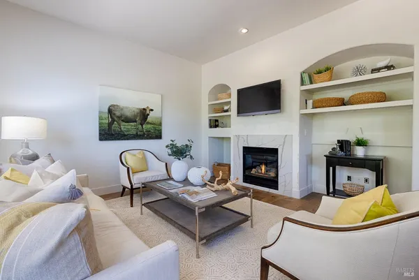 $8,000 | 704 Hunt Avenue, St. Helena, CA 94574