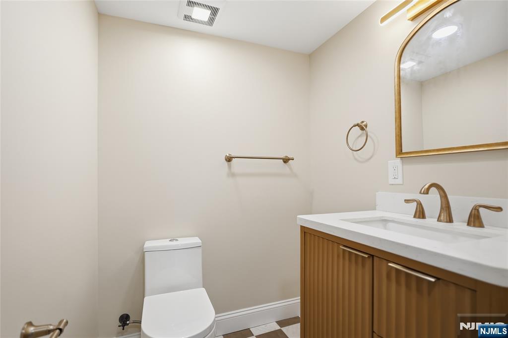 30 Edison Street Bloomfield, NJ 07003 - Photo 28 of 44