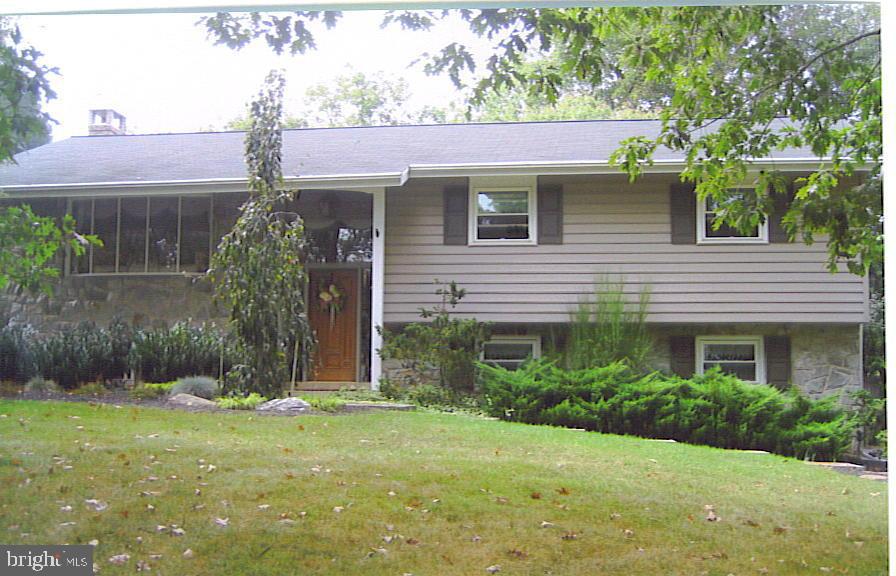 276 Rhoda Drive Lancaster, PA 17601 - Photo 1 of 14 Gallery Image 1