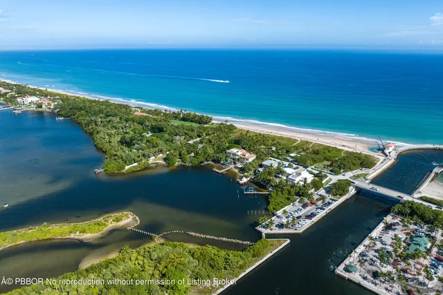 a view of a lake in middle of the room