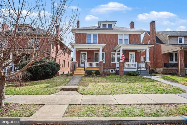 $2,100 | 144 Seminary Avenue, Gettysburg, PA 17325