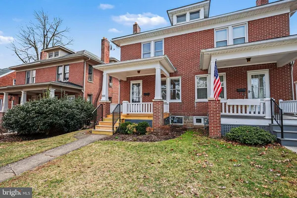 $2,100 | 144 Seminary Avenue, Gettysburg, PA 17325