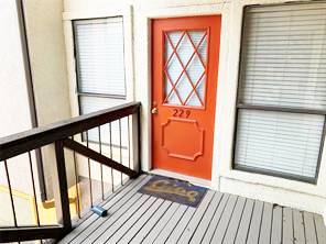 806 West 24th Street, Unit 229 Austin, TX 78705 - Photo 21 of 23 a view of front door