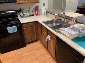 806 West 24th Street, Unit 229 Austin, TX 78705 - Photo 5 of 20