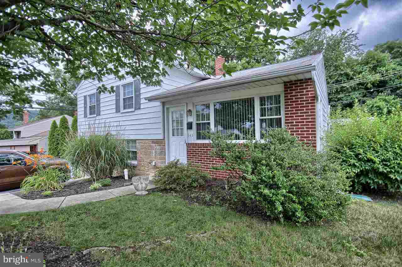 143 Henry Road Enola, PA 17025 - Photo 3 of 25 Gallery Image 3