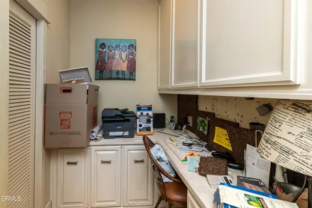 $375,000 | 160 Oleander Avenue, Bakersfield, CA 93304