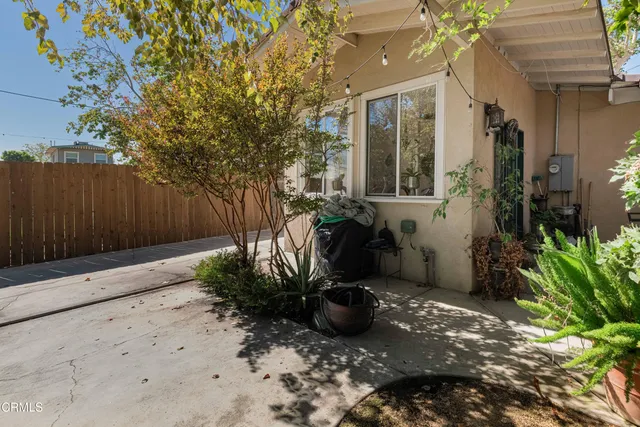 $375,000 | 160 Oleander Avenue, Bakersfield, CA 93304