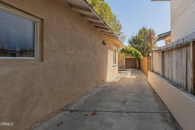 $375,000 | 160 Oleander Avenue, Bakersfield, CA 93304