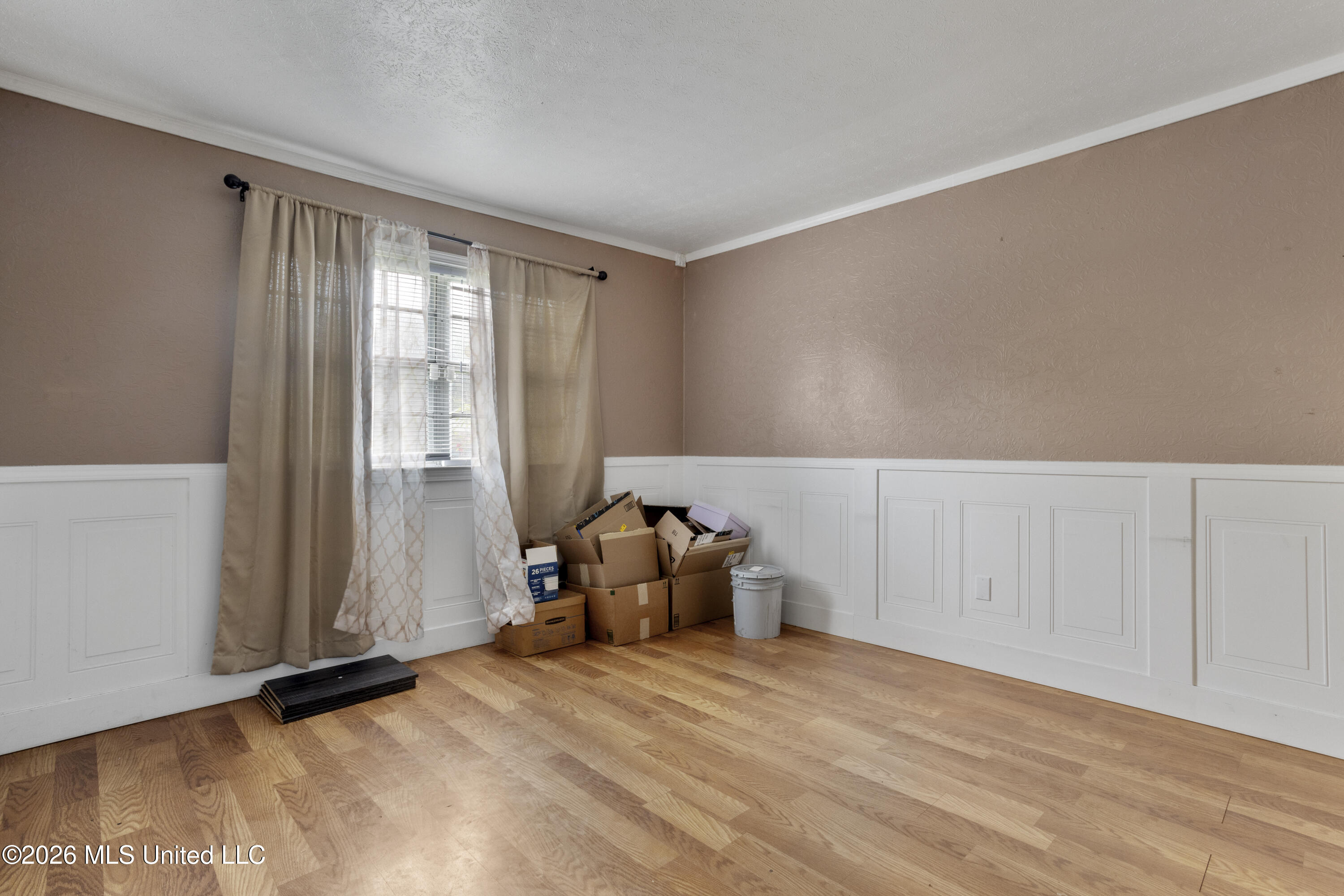 2124 Chestwood Road Gautier, MS 39553 - Photo 4 of 17 00004