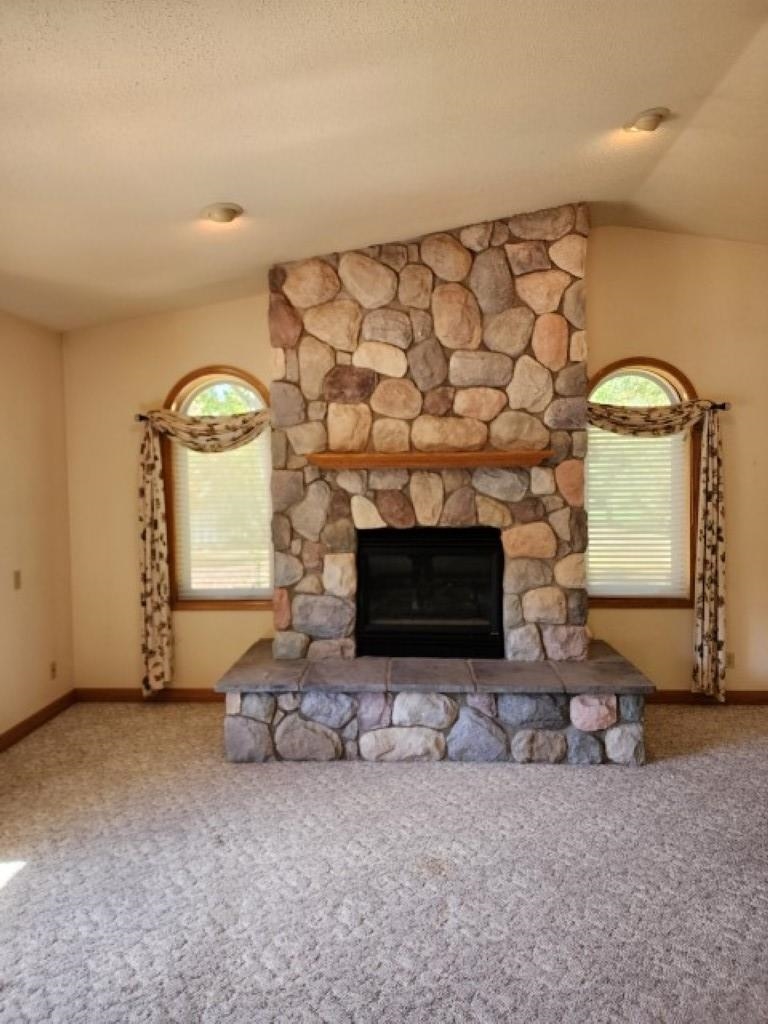 243 West Blue Grass Road Mount Pleasant, MI 48858 - Photo 6 of 44 1927746-806ed4cf-7493-4568-904b-fa79d749ce0d.JPG