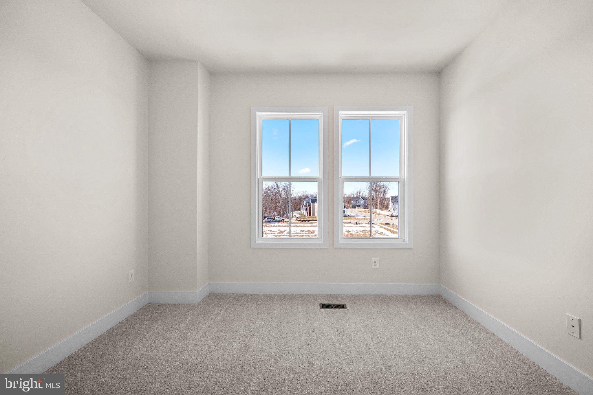 115 Galaxy Place Stephenson, VA 22656 - Photo 16 of 19 an empty room with a window