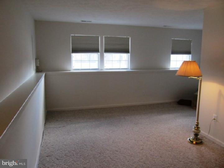 104 Macduff Road Newark, DE 19711 - Photo 18 of 24 Family Room