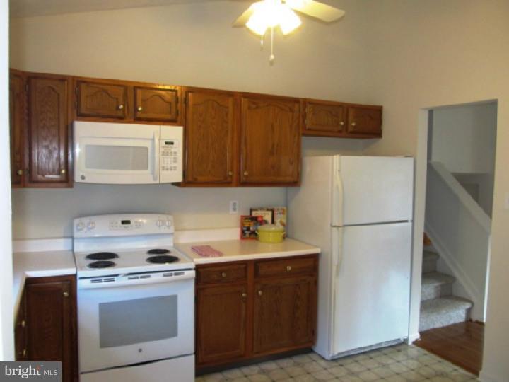 104 Macduff Road Newark, DE 19711 - Photo 8 of 24 Kitchen