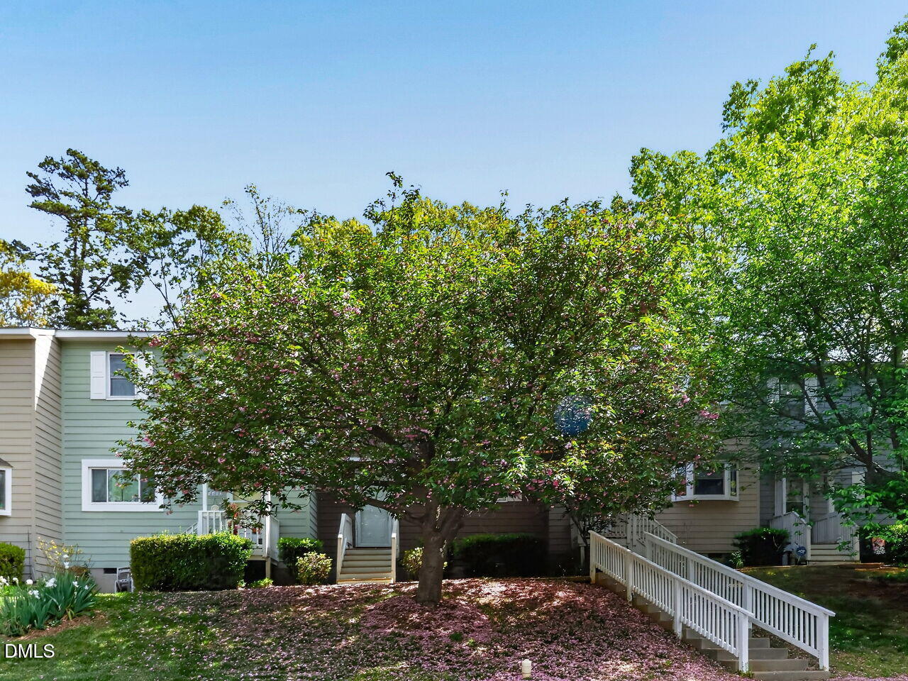 5410 Ridgeloch Place Raleigh, NC 27612 - Photo 29 of 32 Gallery Image 29