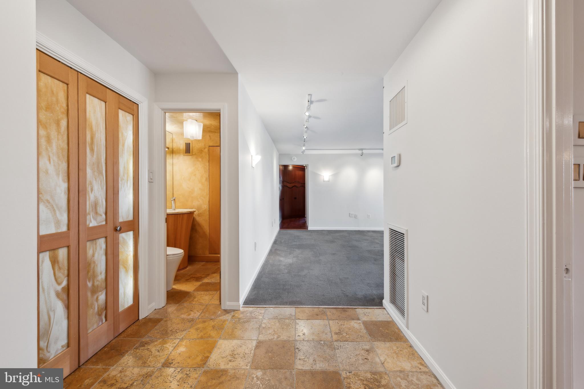 800 25th Street Northwest, Unit 605 Washington, DC 20037 - Photo 4 of 35 a view of a hallway
