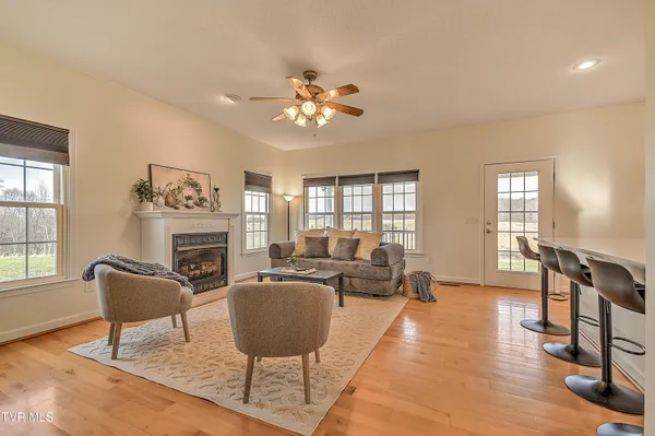 $739,000 | 308 Roy Martin Road, Gray, TN 37615