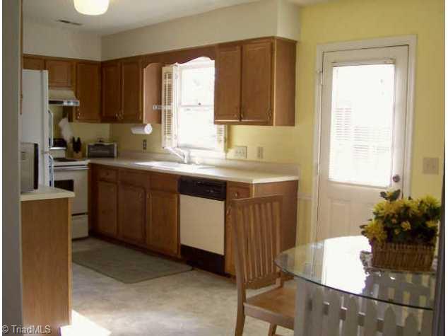 552 Covington Ridge Road Winston-Salem, NC 27107 - Photo 4 of 7 Other.