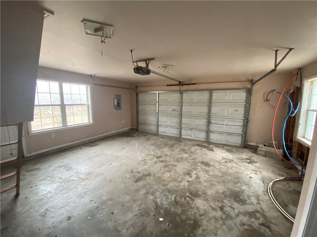 527 County Road 137 Alice, TX 78332 - Photo 24 of 32 a view of a garage with window