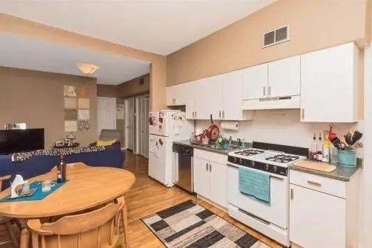 $4,000 | 523 Washington Street, Unit 2, Hoboken, NJ 07030