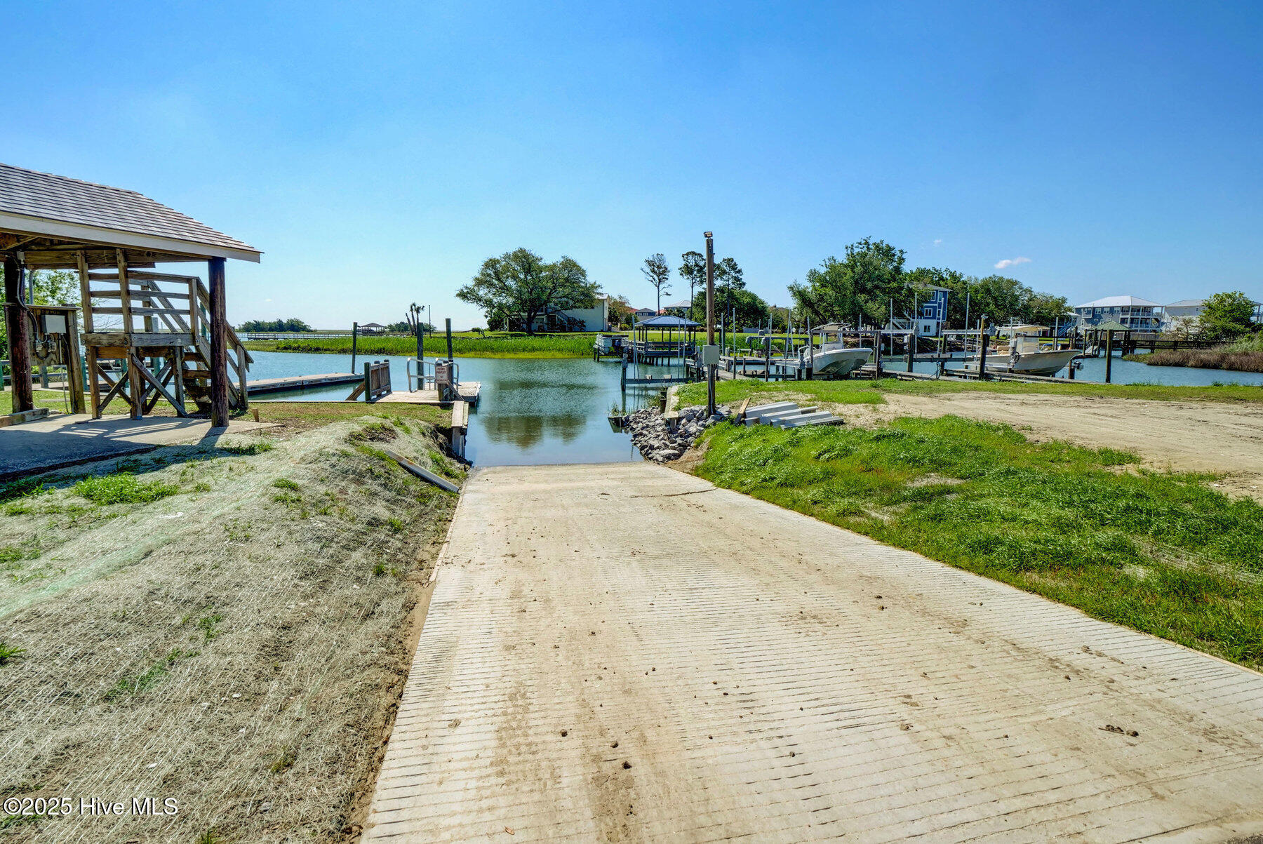 117 Center Drive Hampstead, NC 28443 - Photo 55 of 60 077_p3188482_3_4_5_6_7_8_722