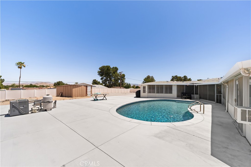 15103 Kinai Road Apple Valley, CA 92307 - Photo 31 of 38
