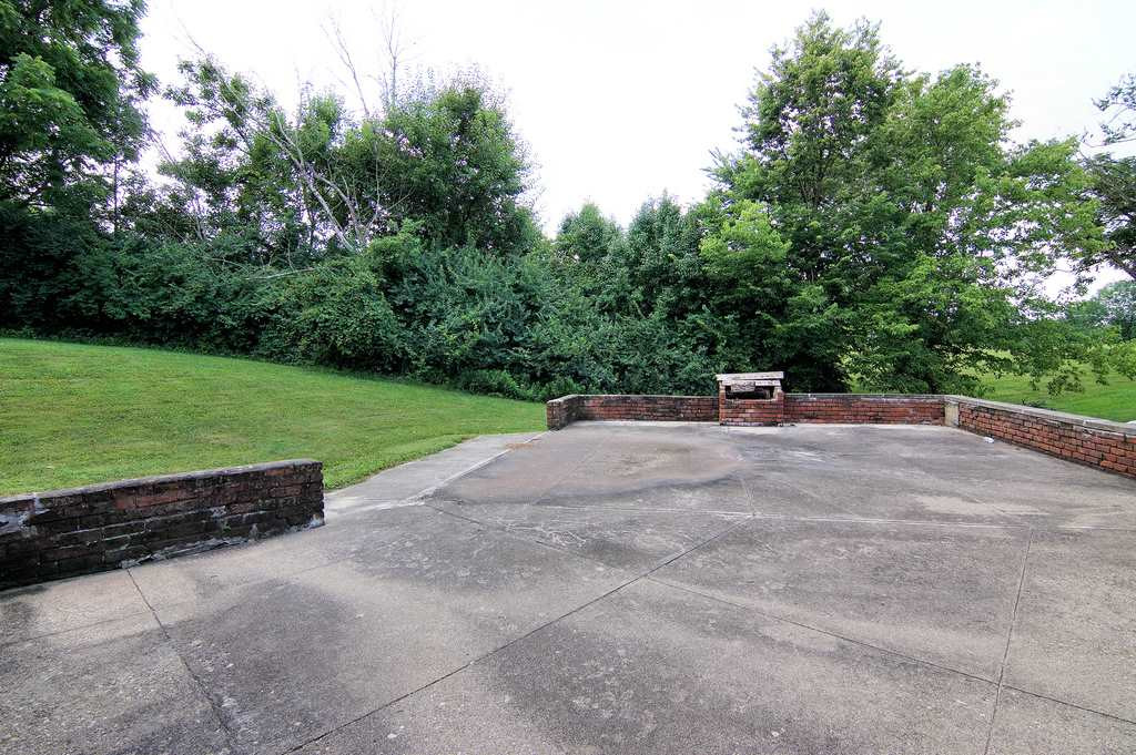 225 Beechwood Road Fort Mitchell, KY 41017 - Photo 27 of 28 Gallery Image 27