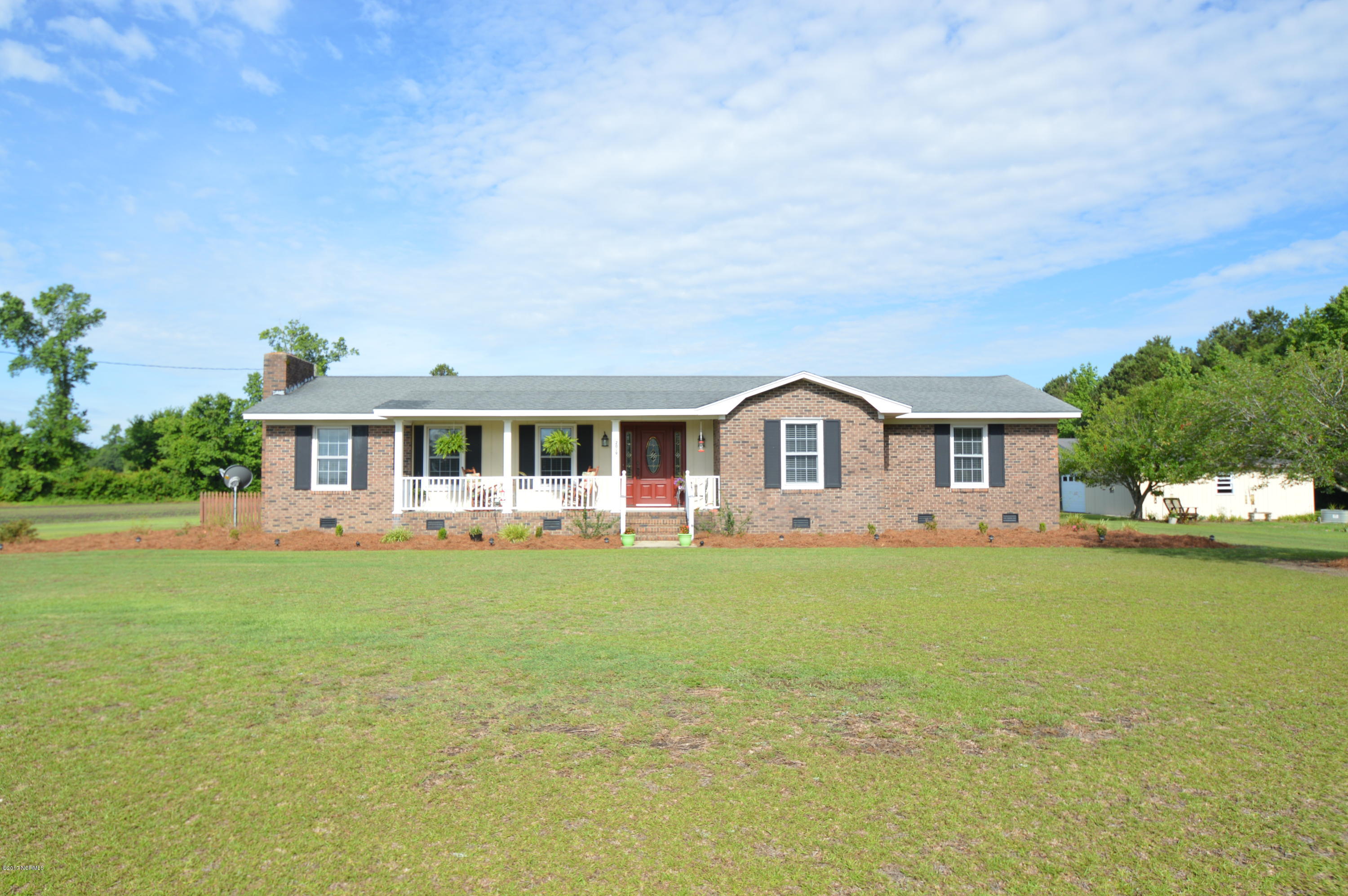 2019 Jolly Ole Field Road Grifton, NC 28530 - Photo 1 of 39 1