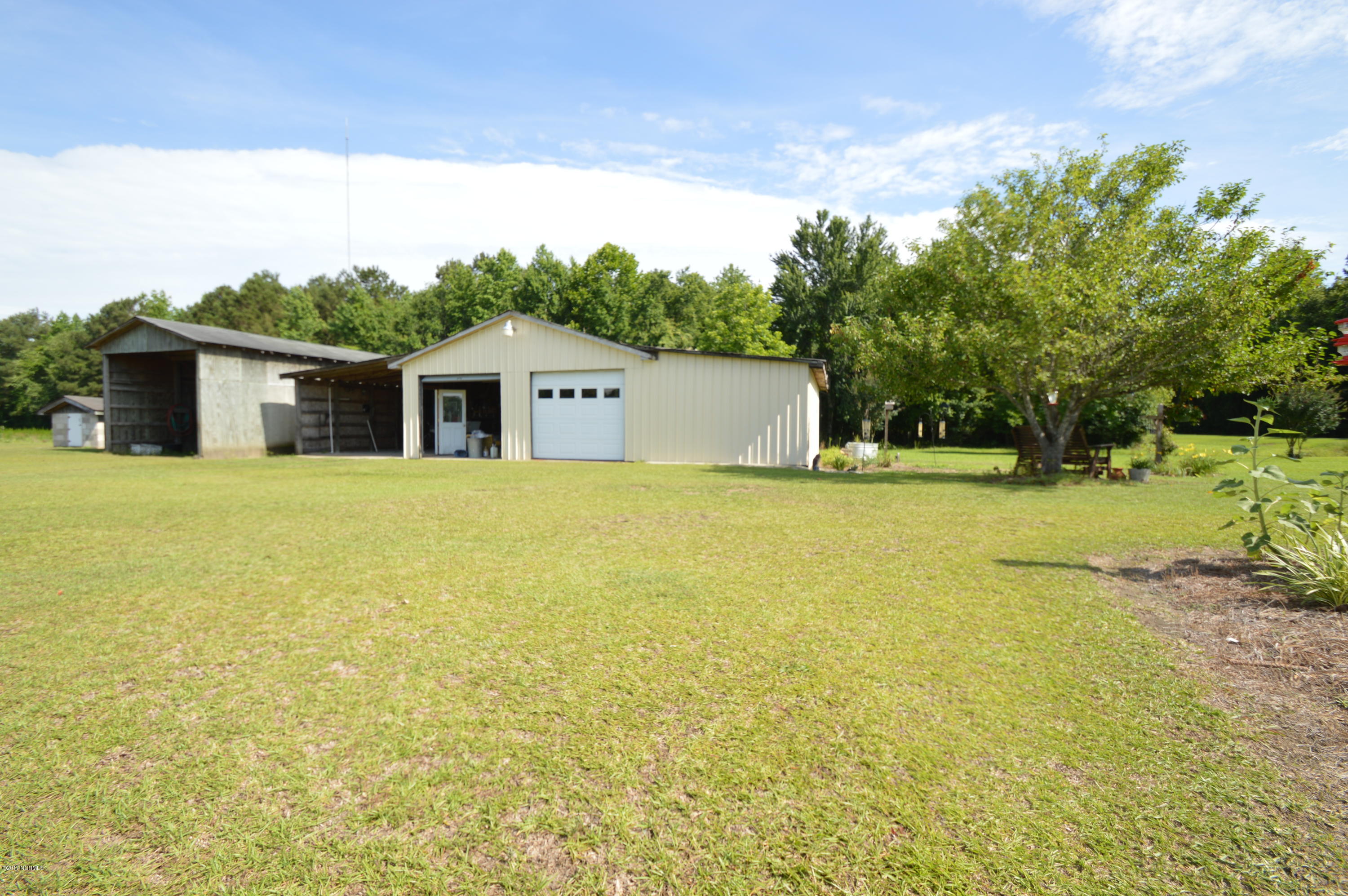 2019 Jolly Ole Field Road Grifton, NC 28530 - Photo 32 of 39 30