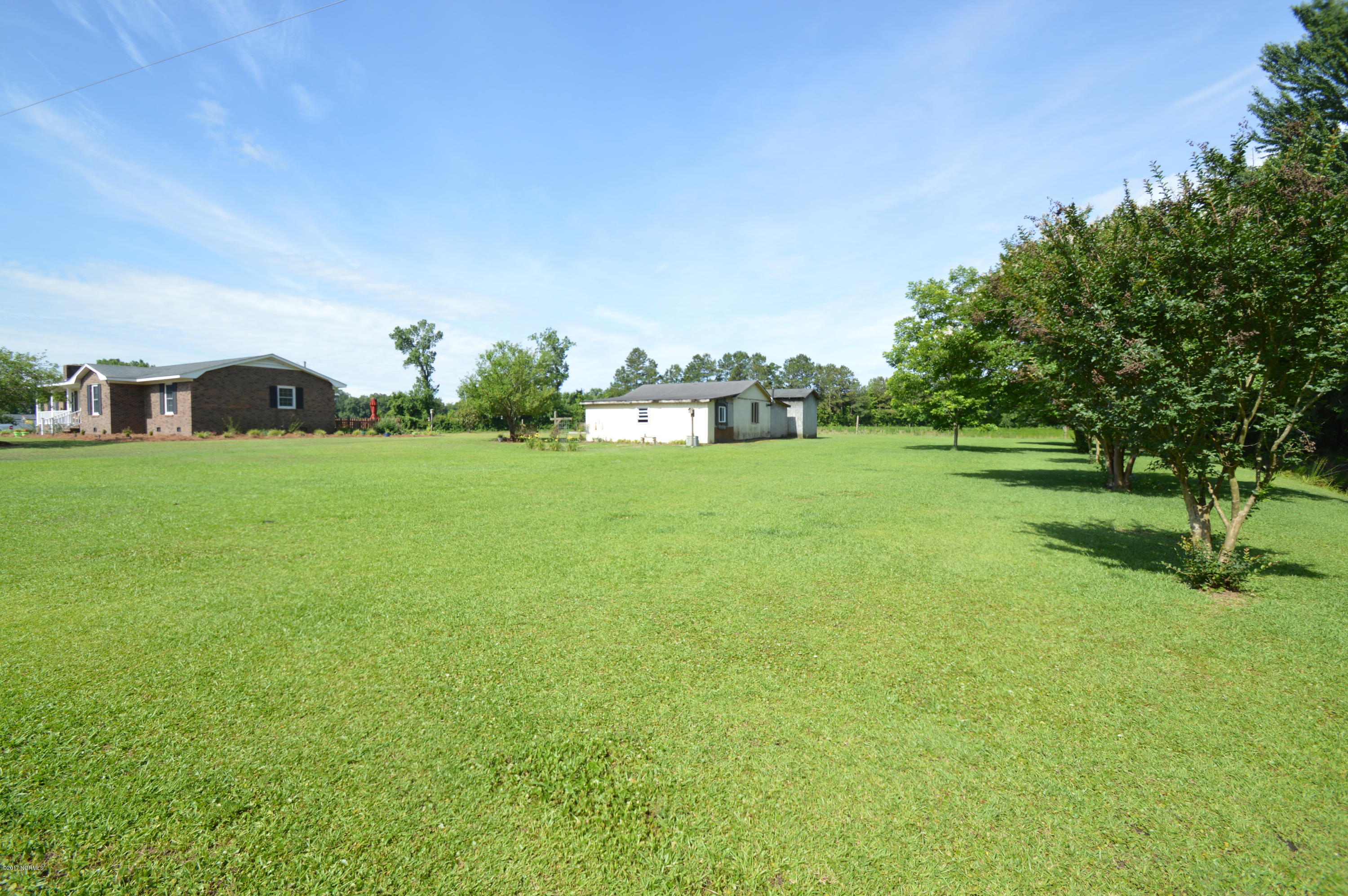 2019 Jolly Ole Field Road Grifton, NC 28530 - Photo 35 of 39 33