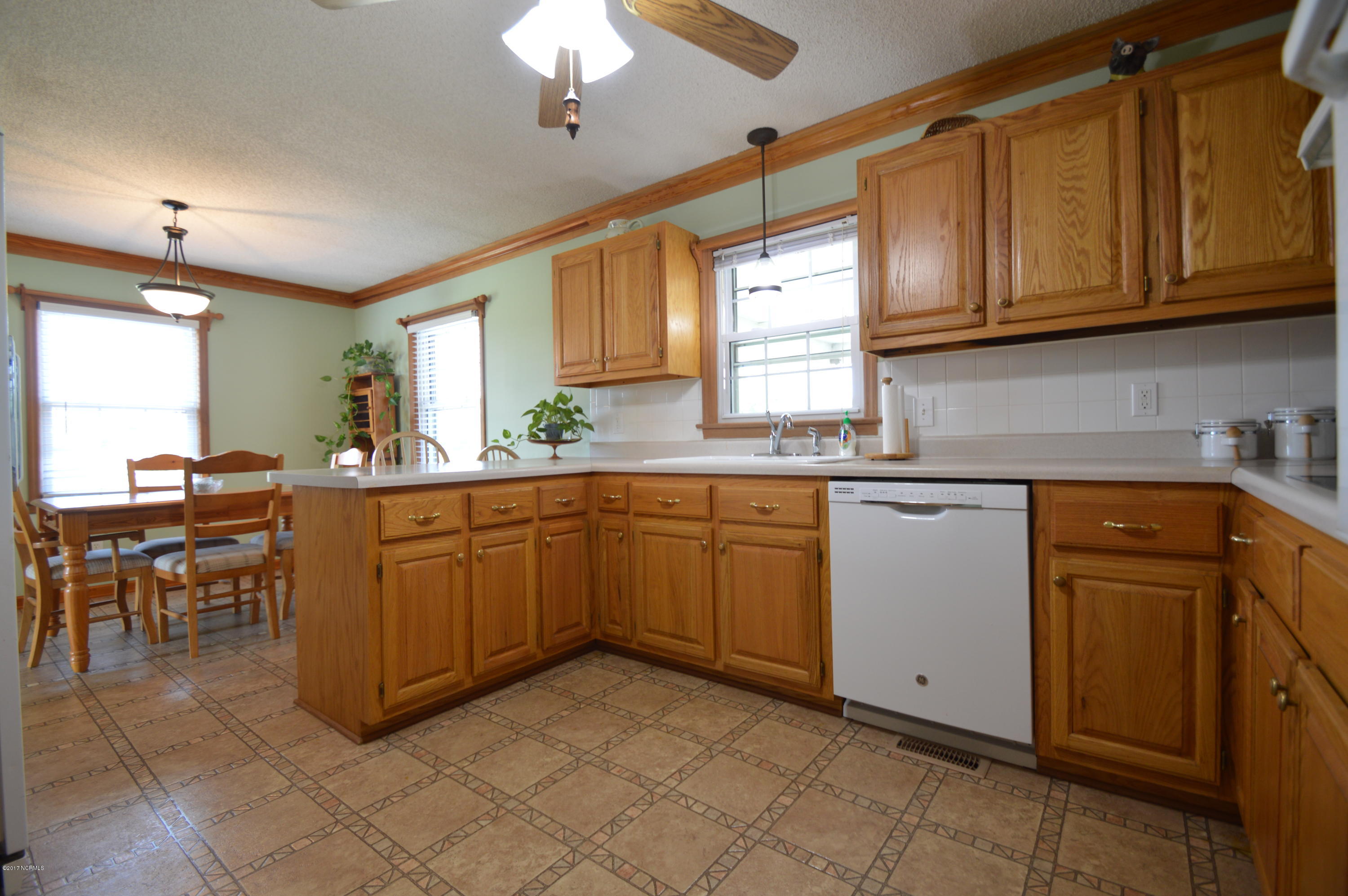 2019 Jolly Ole Field Road Grifton, NC 28530 - Photo 10 of 39 8
