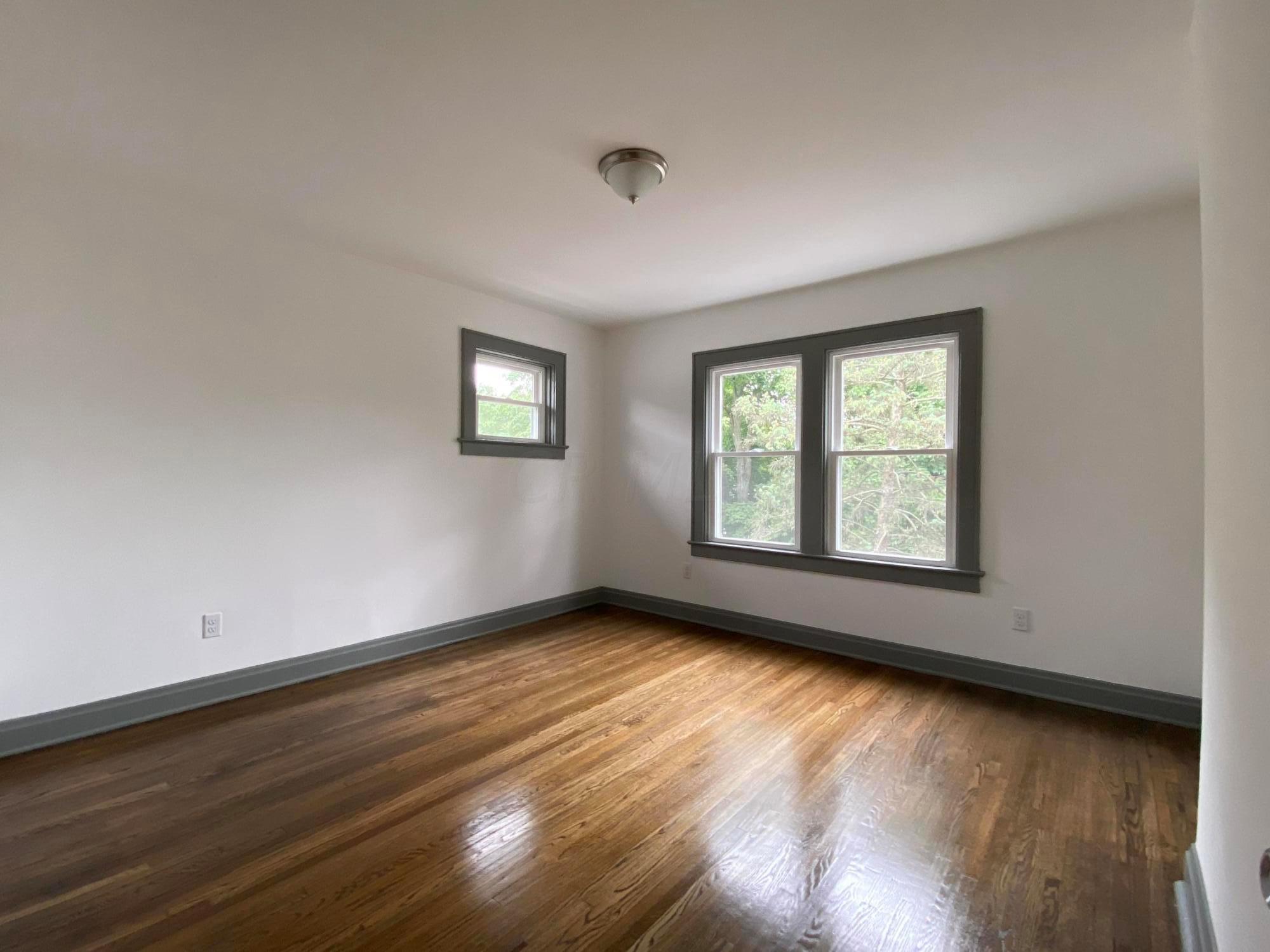 907-909 Thomas Road Grandview Heights, OH 43212 - Photo 15 of 17