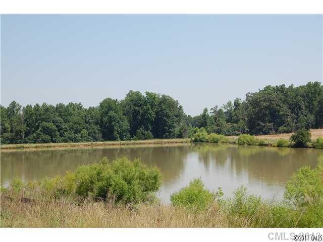 1807 Yaupon Road Charlotte, NC 28215 - Photo 9 of 9 Gallery Image 9