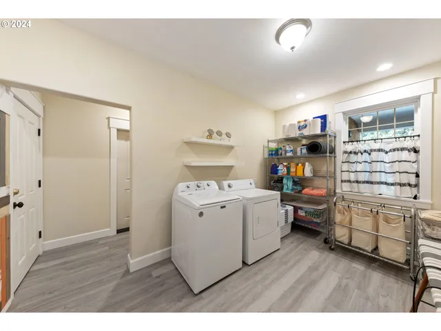 $1,295,000 | 3995 South Kings Valley Highway, Dallas, OR 97338