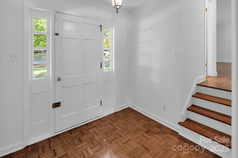 $625,000 | 2901 Goneaway Road, Charlotte, NC 28210