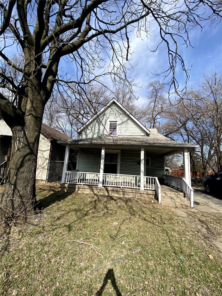 2021 Edwardsville Road Madison, IL 62060 - Photo 1 of 28