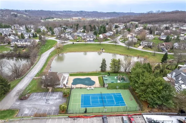 $324,900 | 1217 Parkside Drive, Bridgeville, PA 15017