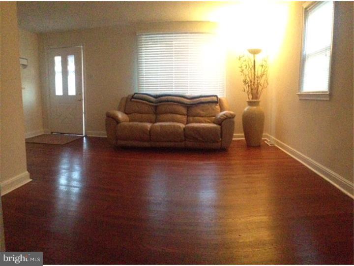 212 East County Line Road Hatboro, PA 19040 - Photo 5 of 16 Gallery Image 5