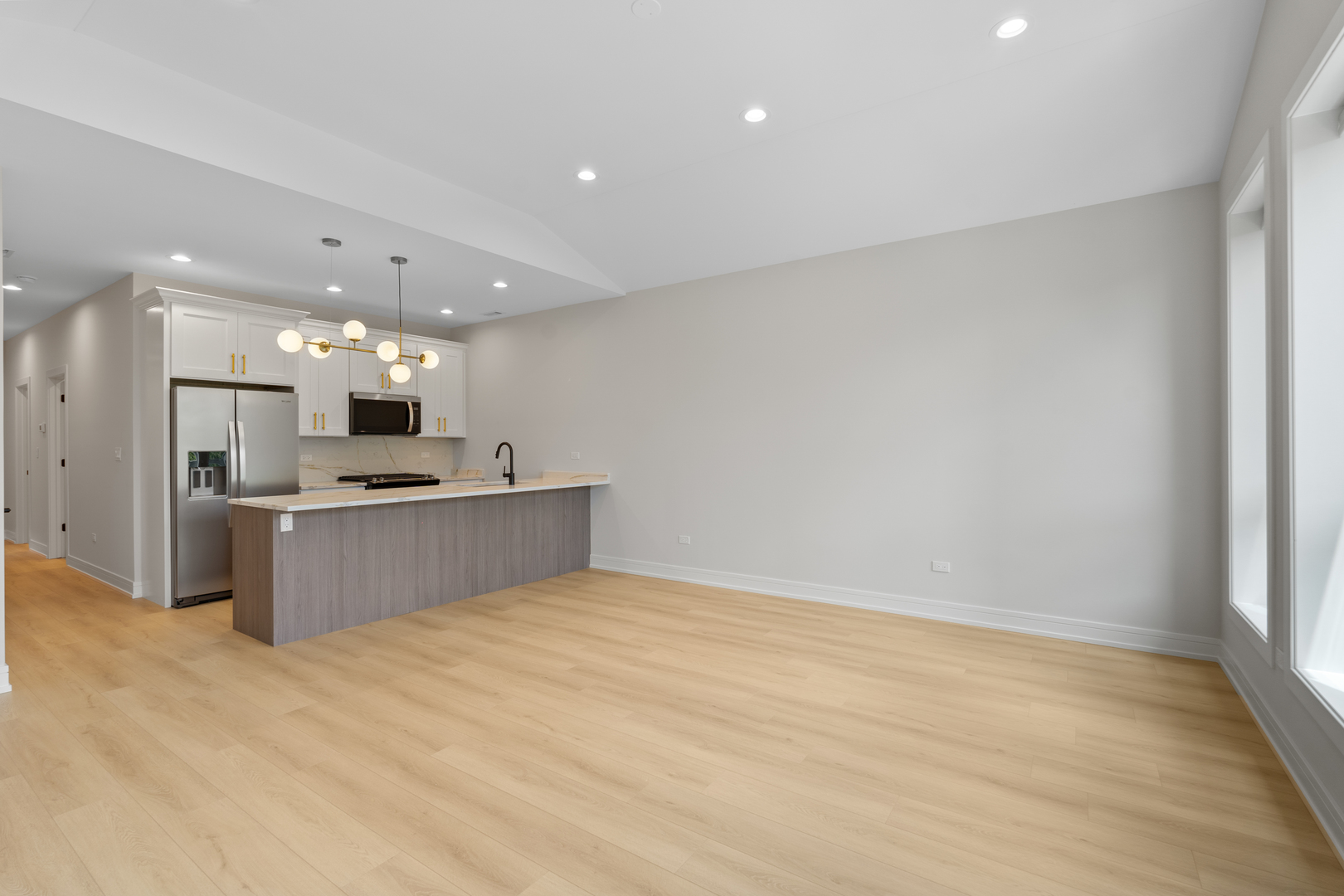 5004 South Prairie Avenue Chicago, IL 60615 - Photo 13 of 34