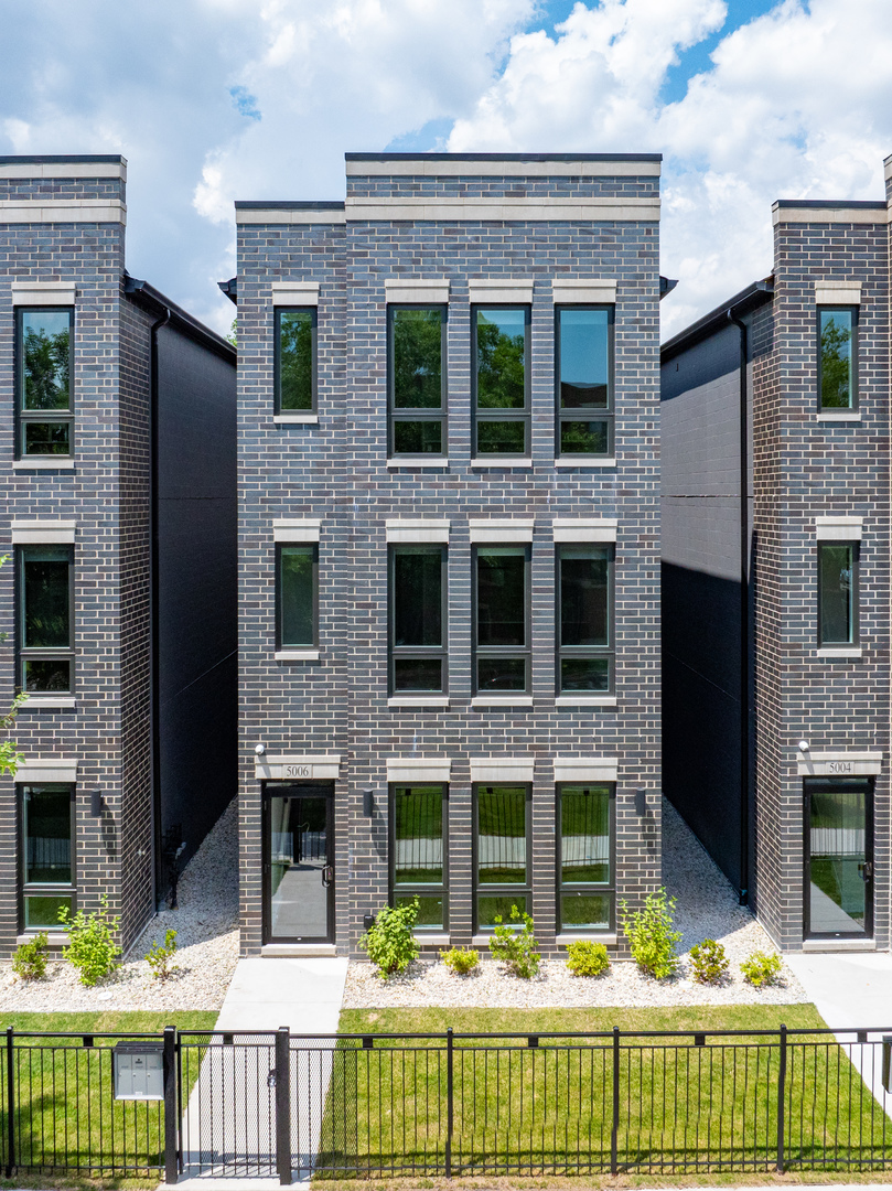 5004 South Prairie Avenue Chicago, IL 60615 - Photo 6 of 34