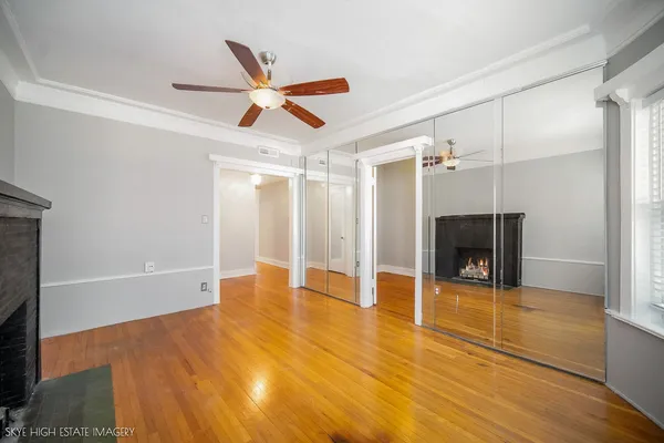 $199,000 | 945 East Hyde Park Boulevard, Unit 2, Chicago, IL 60615