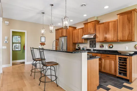 $475,000 | 10837 South Shore Drive, Plymouth, MN 55441