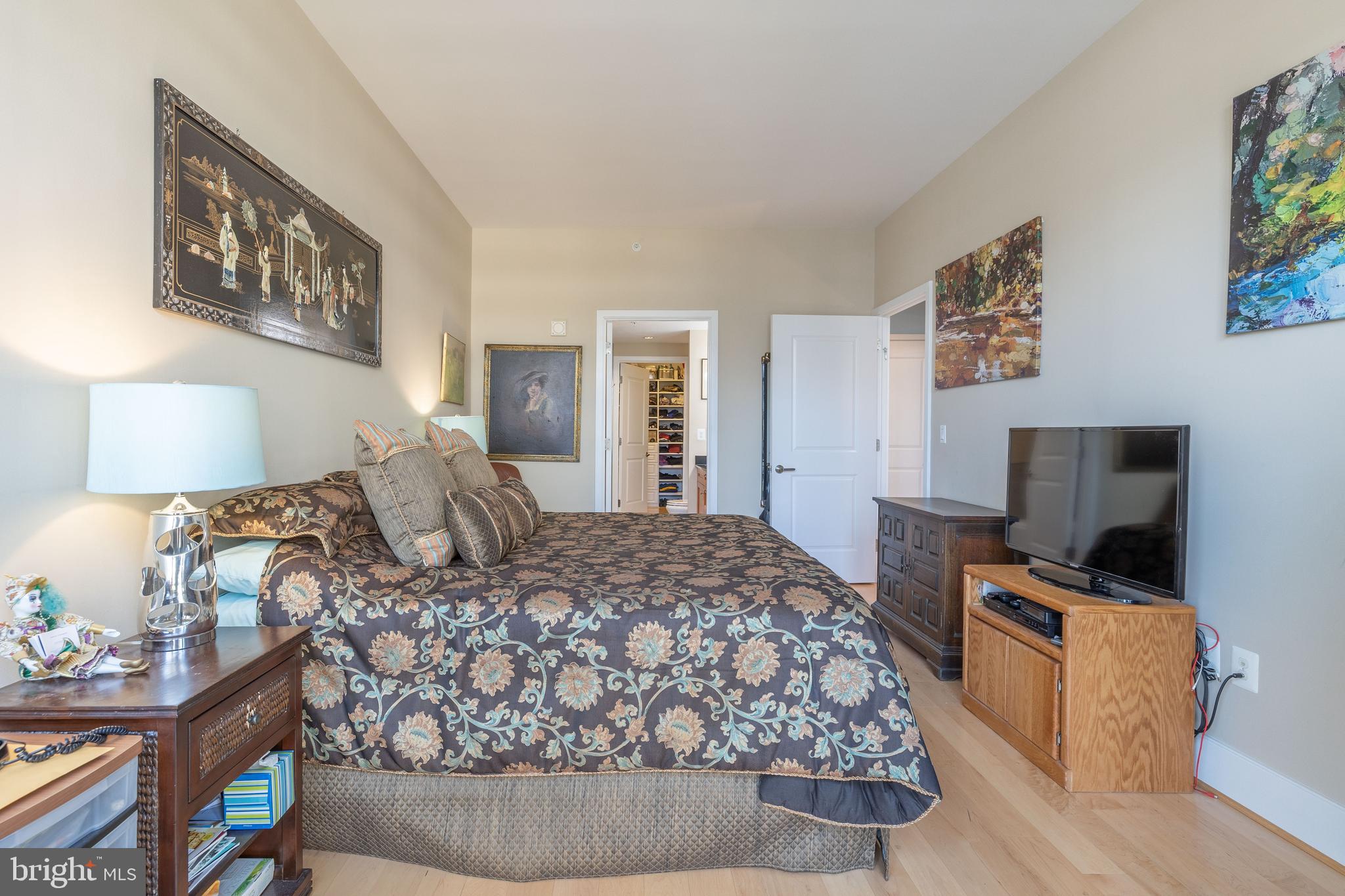 4301 Military Road Northwest, Unit 603 Washington, DC 20015 - Photo 16 of 35 Primary Bedroom with Bathroom En Suite
