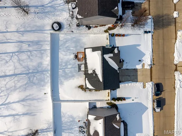 $285,000 | 106 Shiloh Ridge Drive, Shiloh, IL 62221