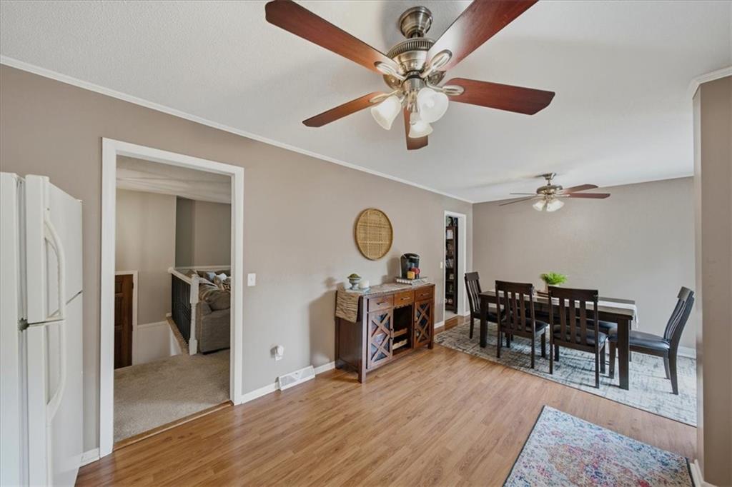 5503 Perry Avenue Merriam, KS 66203 - Photo 13 of 27