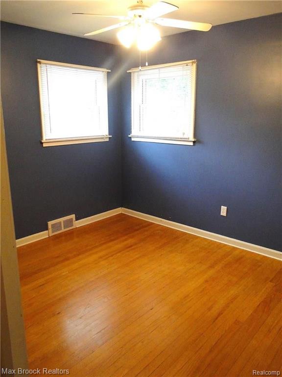 13285 Rosedale Street Southgate, MI 48195 - Photo 8 of 16