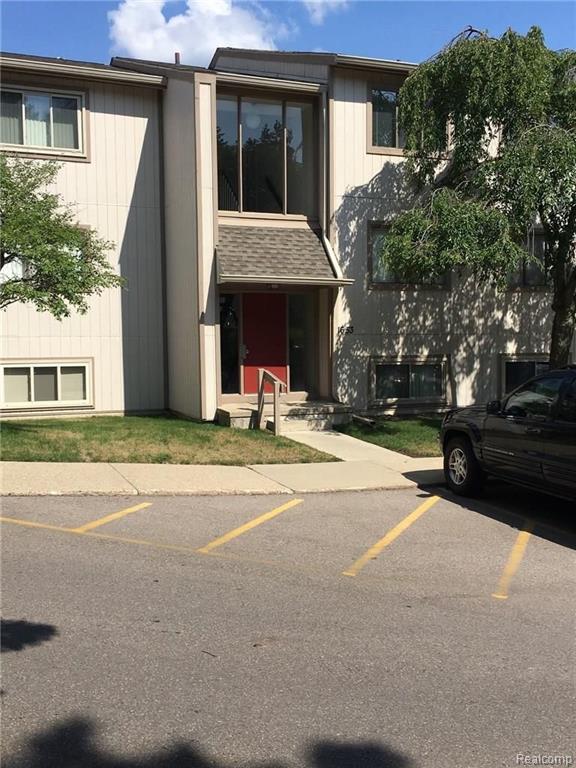 1653 Riverside Drive, Unit 6 Rochester Hills, MI 48309 - Photo 1 of 19