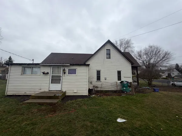 $85,000 | 215 Southeast Milmont Street, Wilbur, WA 99185