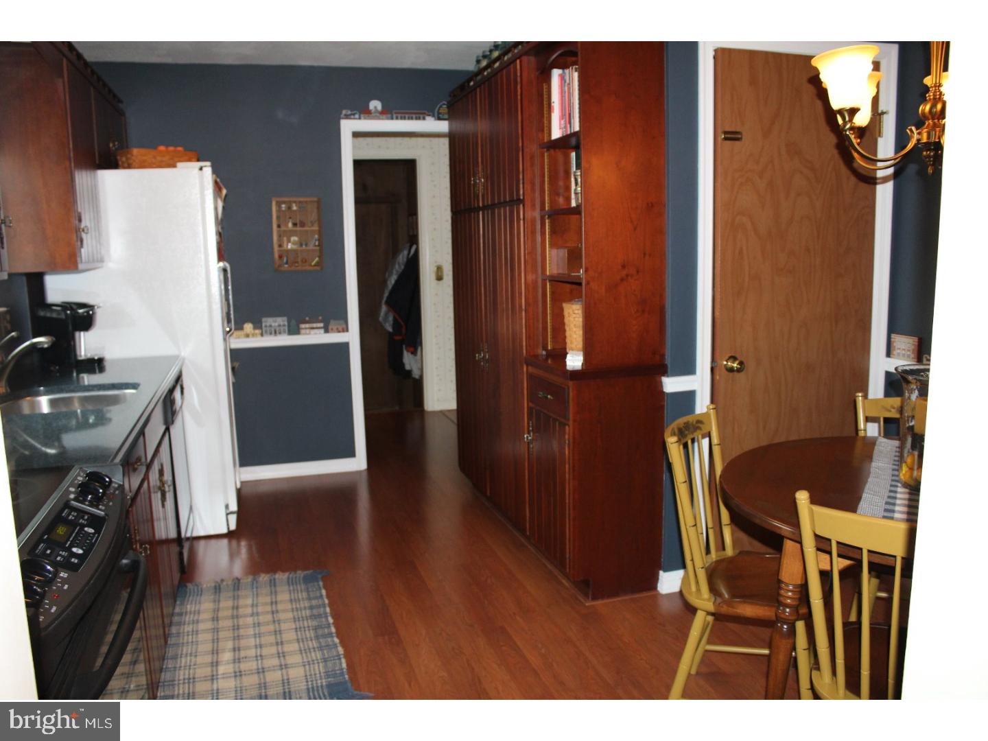 19 Forest View Road Bowers, PA 19539 - Photo 8 of 24 Kitchen